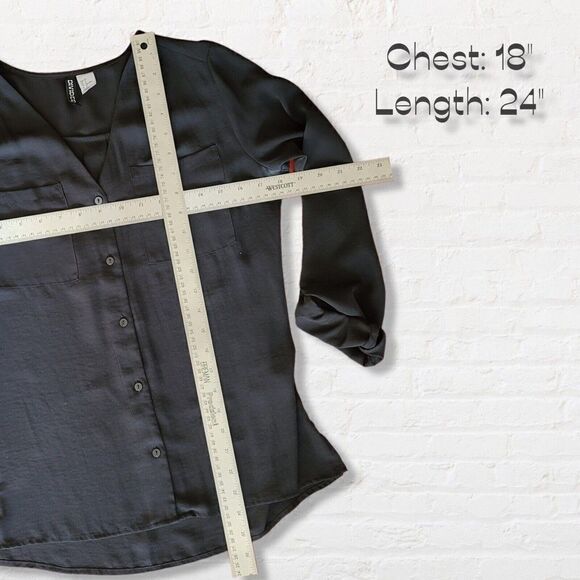 Divided H&M Black Blouse Lightweight Button Up Roll Tab Sleeve Size 2 - Picture 7 of 11